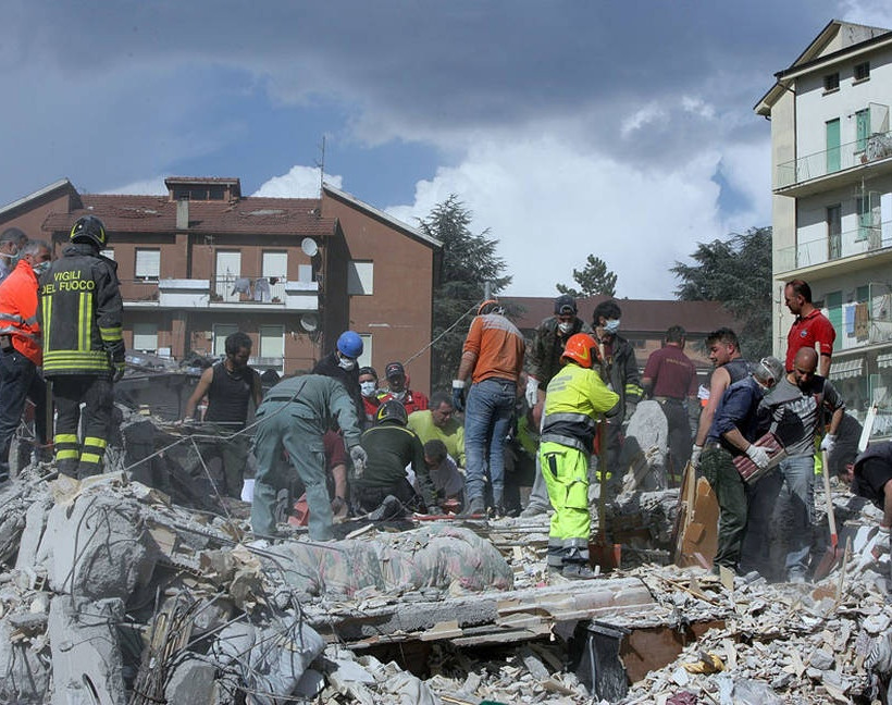 Ιταλία: Αθώοι οι 7 επιστήμονες για το σεισμό στη Λ' Άκουιλα