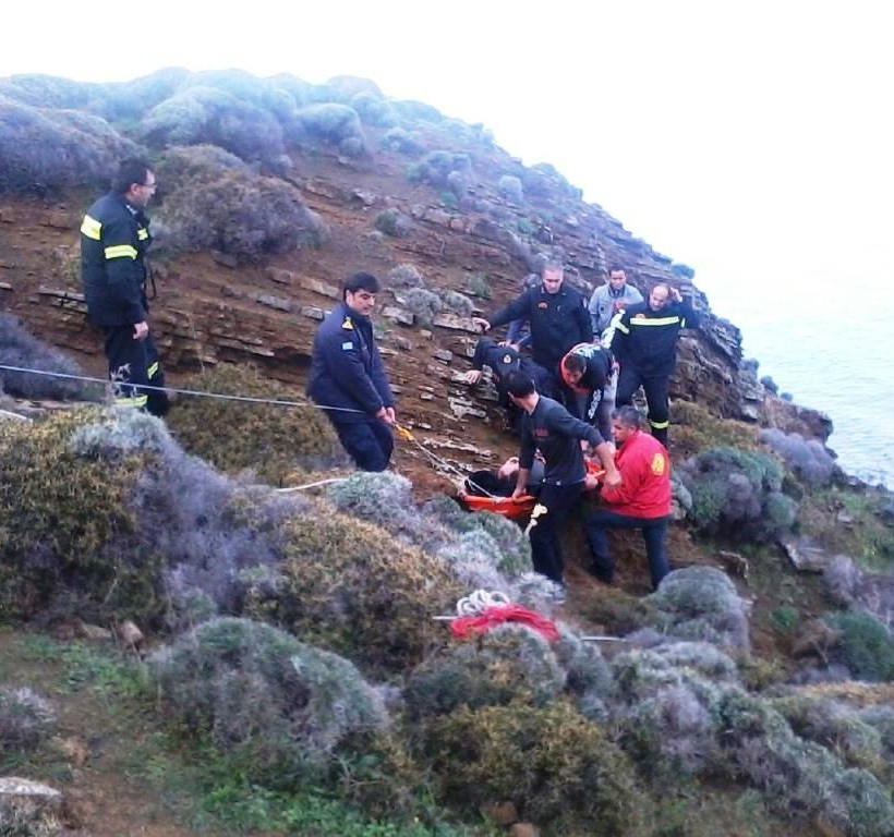 Επιχείρηση διάσωσης ατόμου στη Λήμνο (Photos)