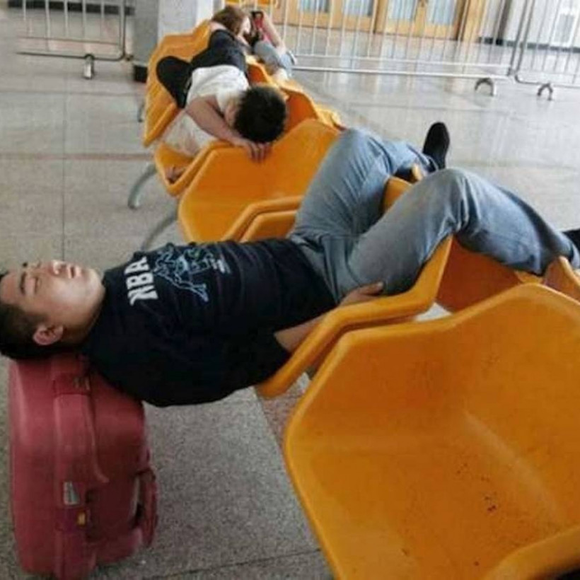 Οι άνθρωποι μπορούν να κοιμηθούν… παντού! 