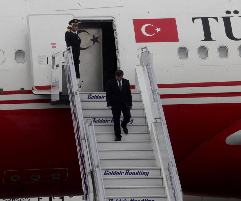 Παπούλιας σε Νταβούτογλου: Να είμαστε καλοί γείτονες (vid)