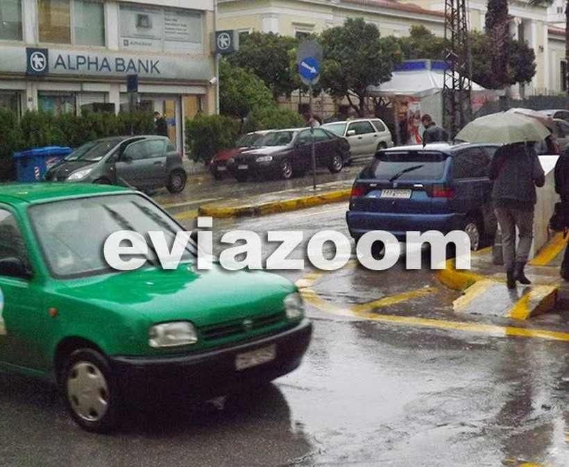 Ισχυρή κακοκαιρία πλήττει τη Χαλκίδα (pics-vid)