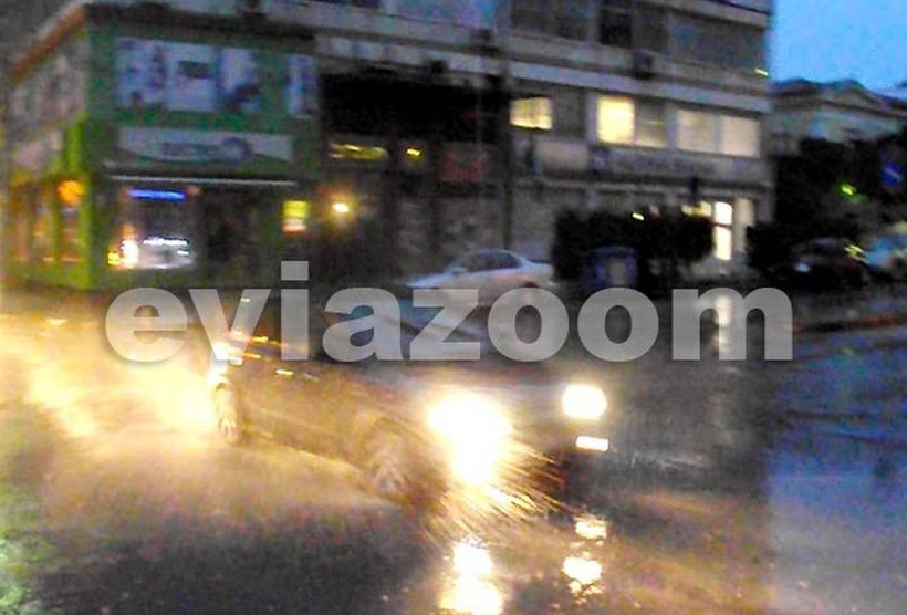 Ισχυρή κακοκαιρία πλήττει τη Χαλκίδα (pics-vid)
