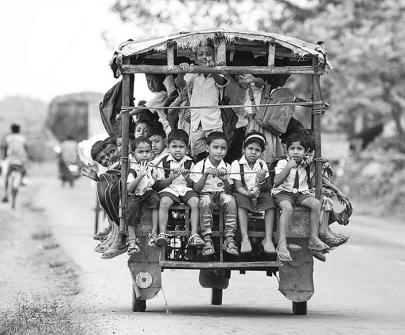Στο σχολείο με τρίκυκλο - Ινδία