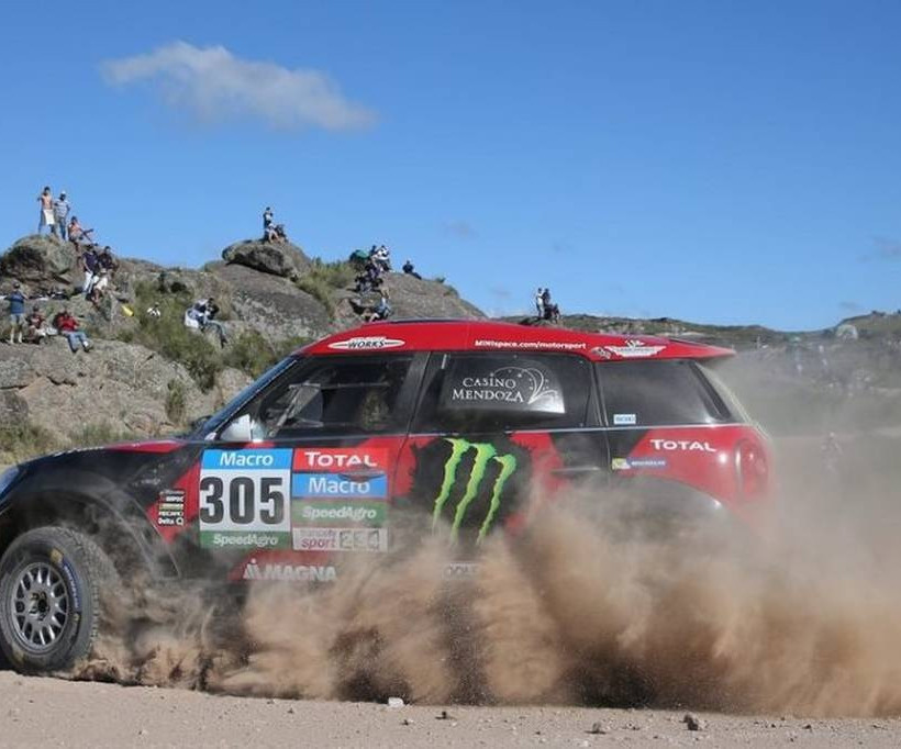 Στην Γενική Κατάταξη  των αυτοκινήτων ο Al-Attyah (MINI)  κρατά την πρώτη θέση, με διαφορά λίγο πάνω από 5 λεπτά από τον δεύτερο