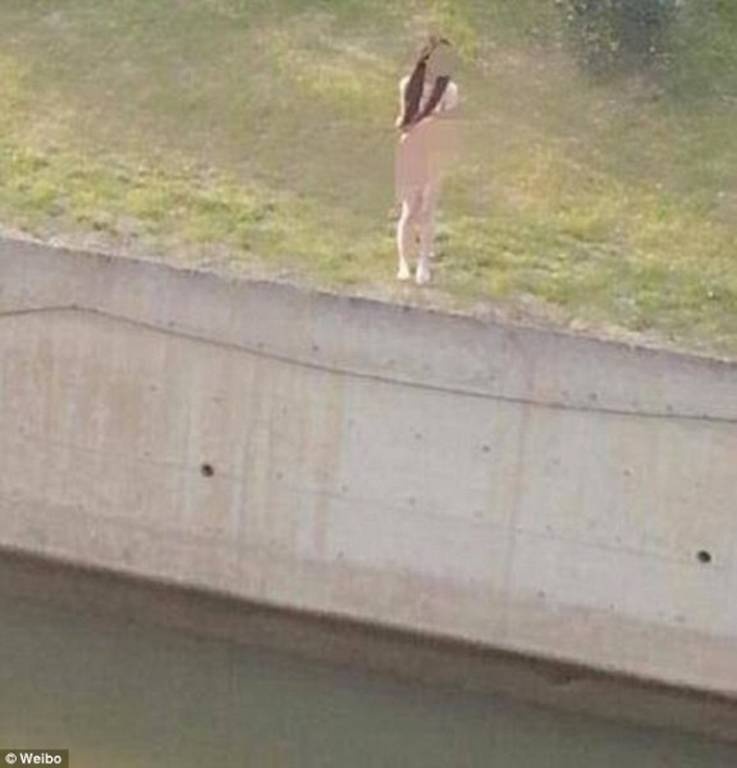 Ήρωας έπεσε στο ποτάμι για να τη σώσει και μετά τον... ξέχασαν