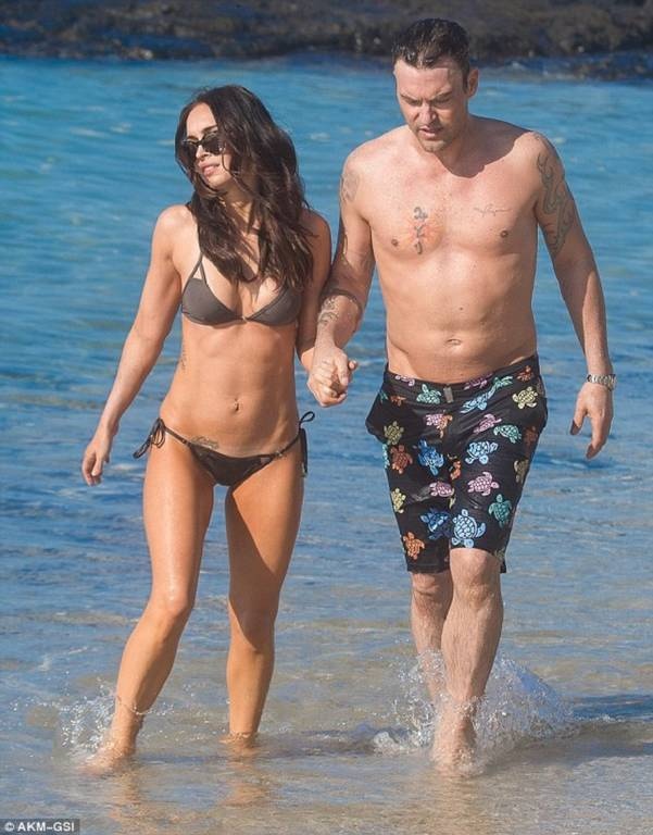 Η Μέγκαν Φοξ προκαλεί (ξανά)... εγκεφαλικά (pics)