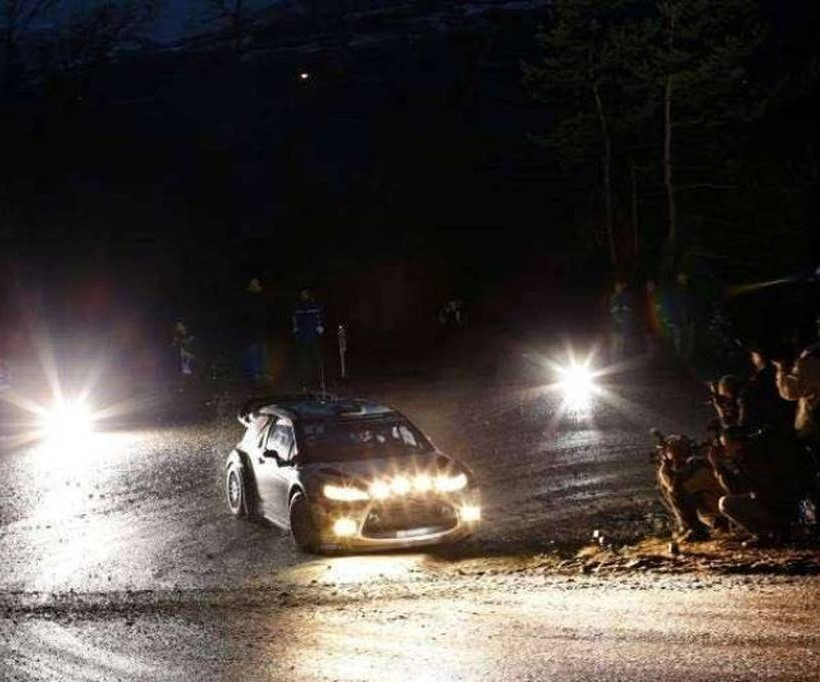 Ξάφνιασε με το ξεκίνημα του ο S.Loeb ως την στιγμή της εγκατάλειψης ήταν πρώτος