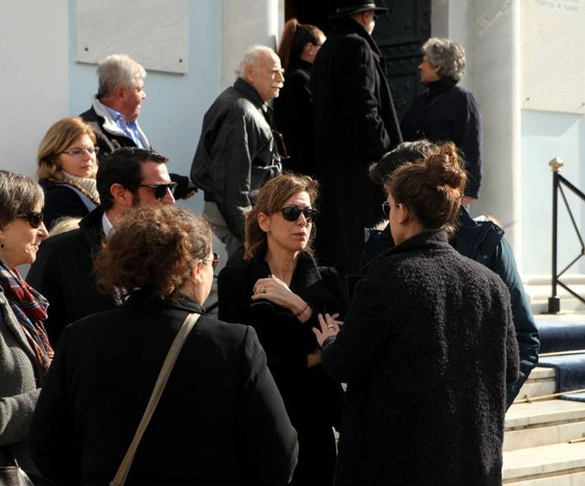 Ο τελευταίος αποχαιρετισμός στον Ντέμη Ρούσσου (pics)