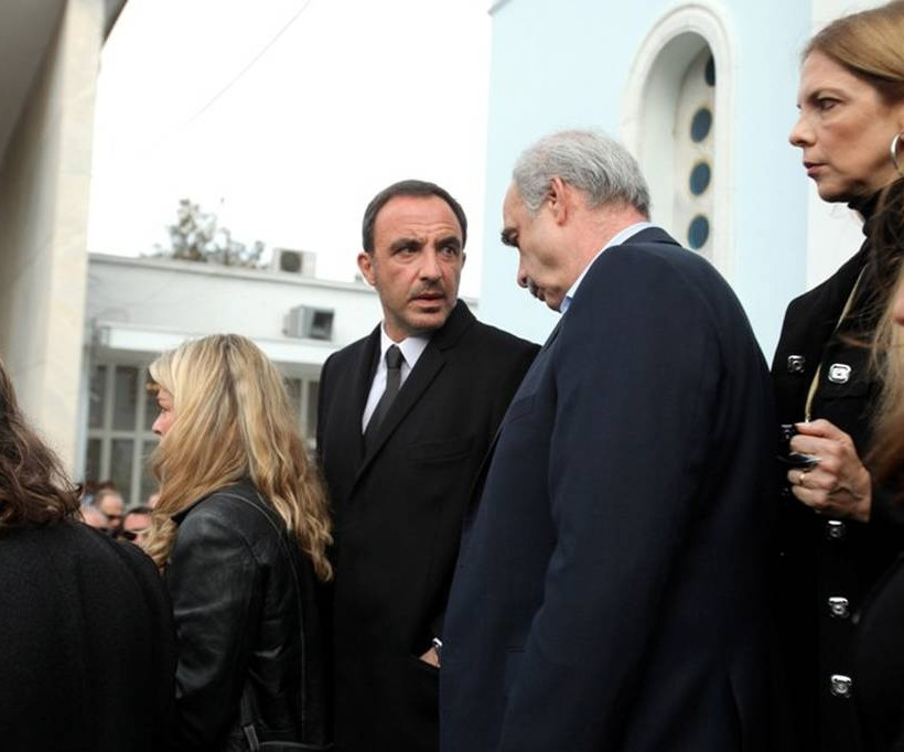 Ο τελευταίος αποχαιρετισμός στον Ντέμη Ρούσσου (pics)