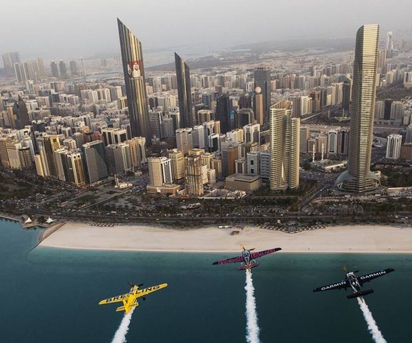 Red Bull Air Race: Η πρώτη πτήση του 2015