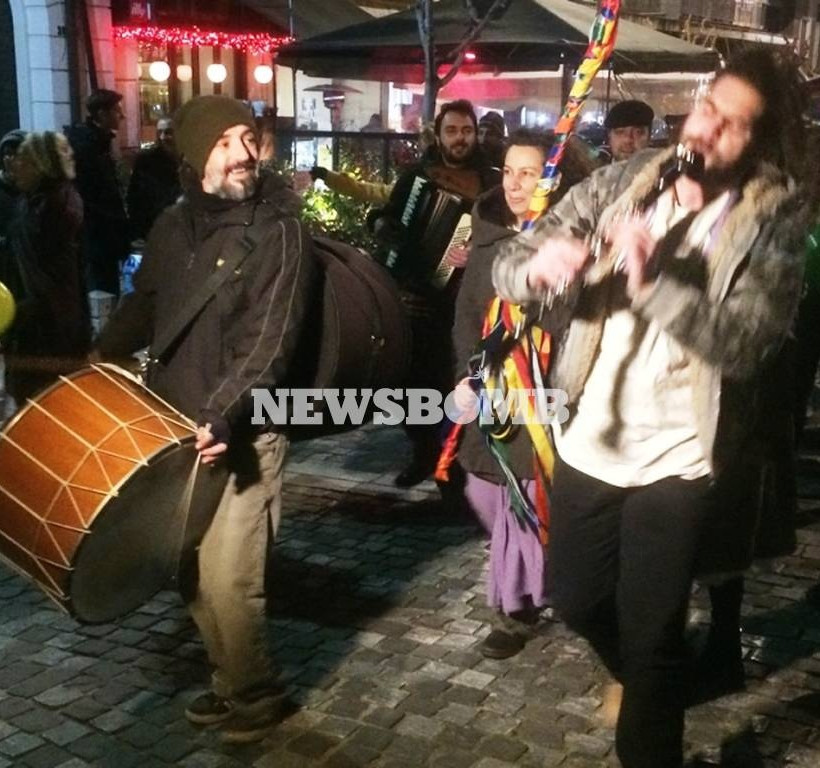 Τσικνοπέμπτη στην Πλάκα (video&photos)