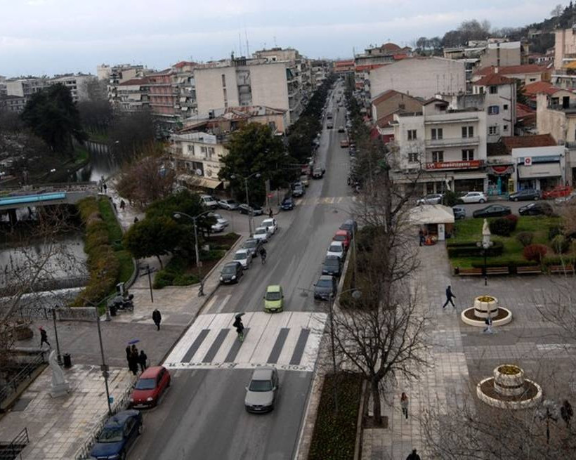 «Μουσική» διάβαση στα Τρίκαλα (photos)