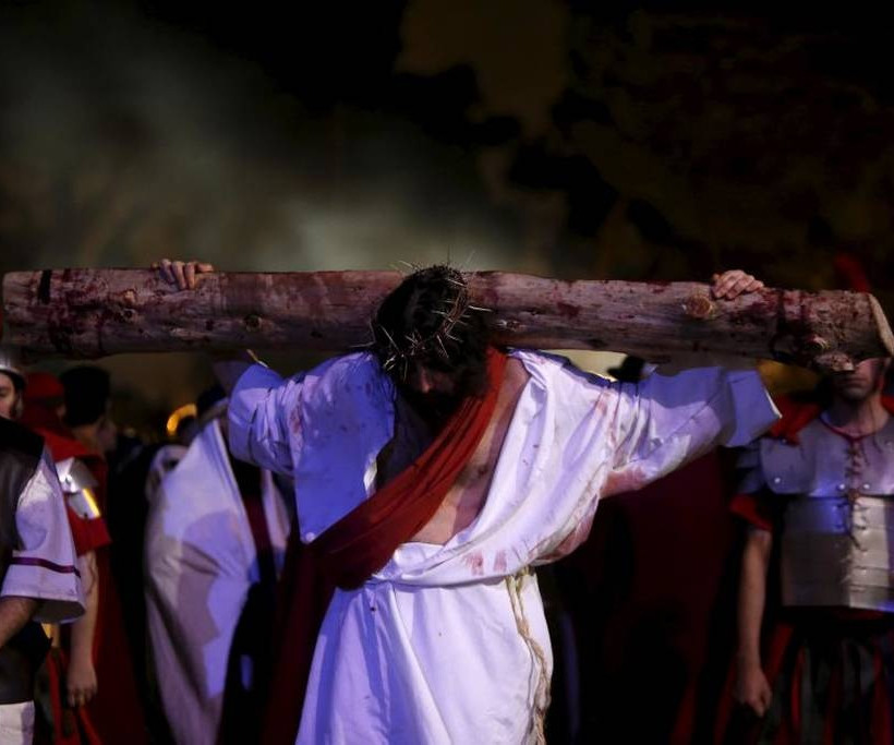 Μεγάλη Εβδομάδα: Κατάνυξη και Θεία Πάθη (photos)