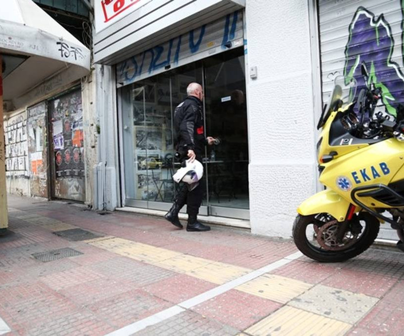 Αυτοκτόνησε άνδρας μέσα στο κατάστημά του στην οδό Πατησίων(pics)