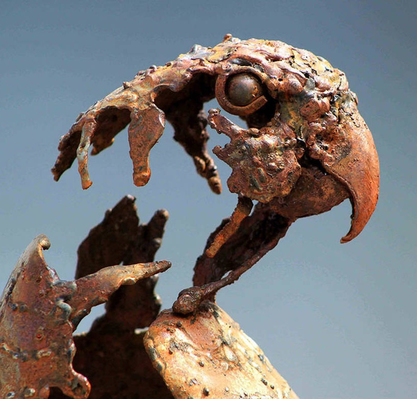 Εντυπωσιακά αγάλματα από μέταλλο! (Photos)