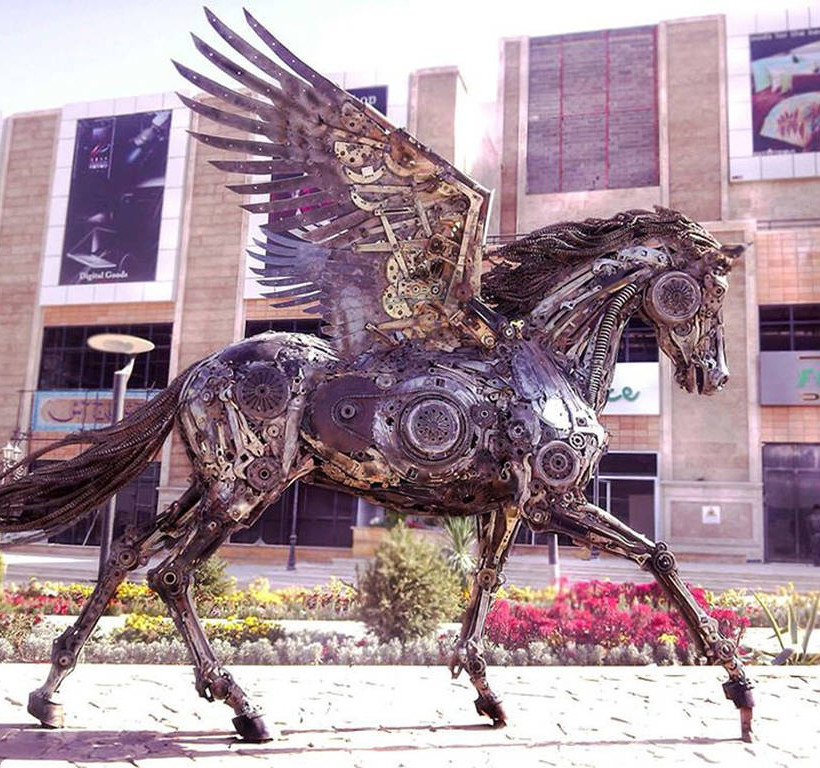 Εντυπωσιακά αγάλματα από μέταλλο! (Photos)