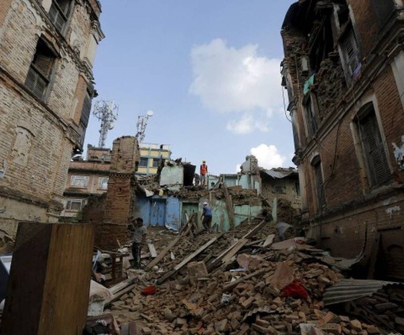 Σεισμός Νεπάλ: Ξεπέρασαν τους 7.000 οι νεκροί