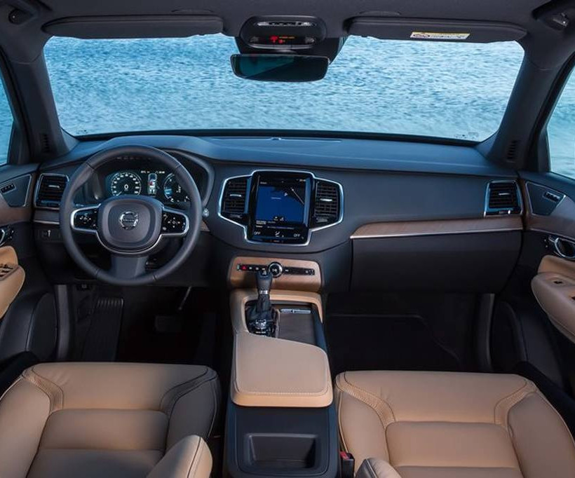 Volvo: Οδηγούμε το XC90 στην Ελλάδα