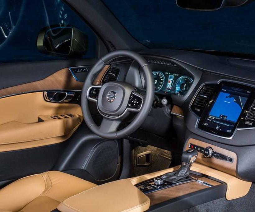 Volvo: Οδηγούμε το XC90 στην Ελλάδα