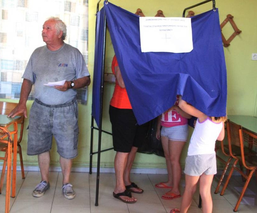 Δημοψήφισμα 2015 – Οι Έλληνες ψηφίζουν για το μέλλον τους