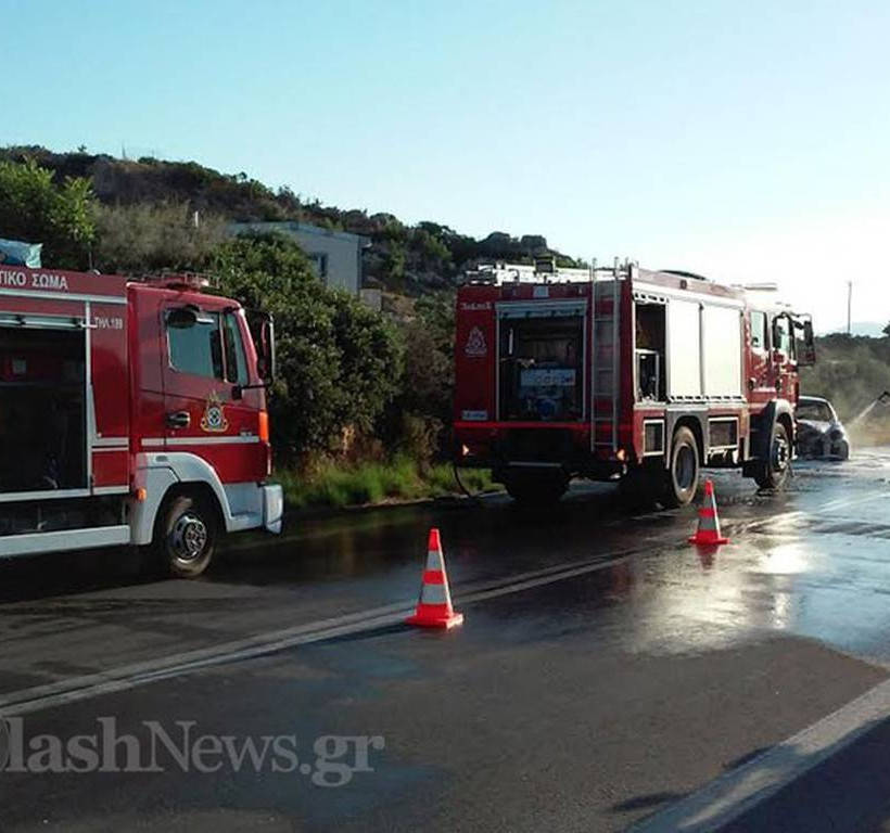Αυτοκίνητο εξετράπη στο Πυθάρι και τυλίχτηκε στις φλόγες (photos)