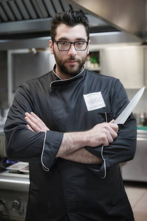 YIAMAS Gastro Bar-Το hot spot της Καλαμάτας στην καλοκαιρινή έκδοση... 