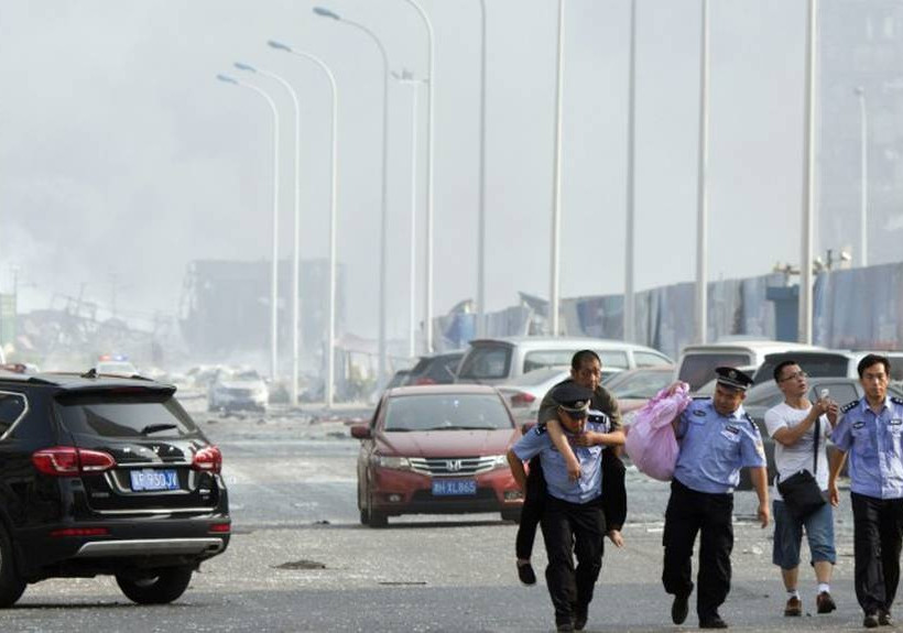 Βιβλική καταστροφή στην Κίνα: Πάνω από 100 οι νεκροί  – Θαύμα με επιζώντα! (videos+photos)