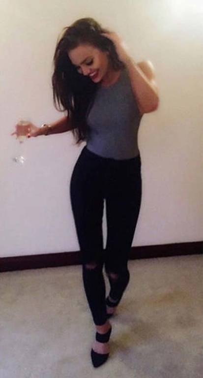 Αυτή είναι η πιο πιστή σωσίας της Angelina Jolie! (photos)