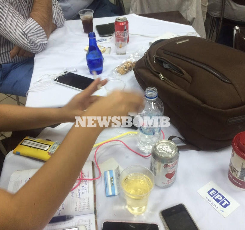 Ντιμπέιτ: Με