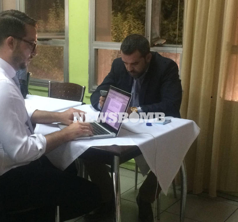 Ντιμπέιτ: Με