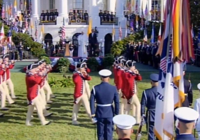 Στο Λευκό Οίκο ο Πάπας Φραγκίσκος (videos+photos)