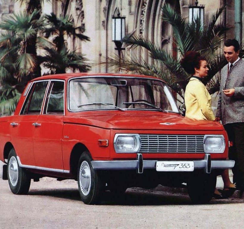 Ο «κόκκινος» Πάνος και τα αυτοκινητάκια από το ανατολικό μπλοκ επί Χούντας