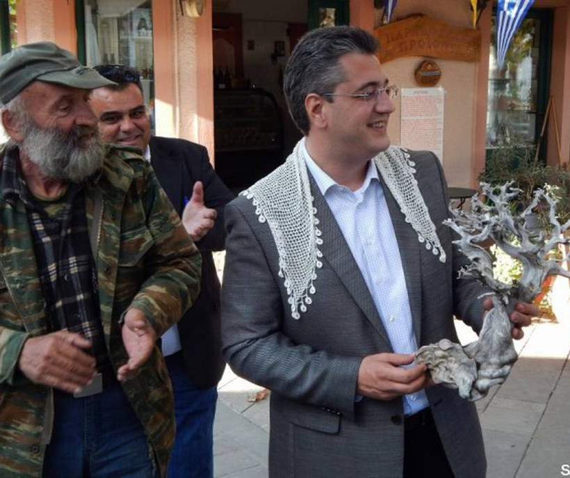 Αλώνει τα «κάστρα» του Μεϊμαράκη ο Απόστολος Τζιτζικώστας (photos)