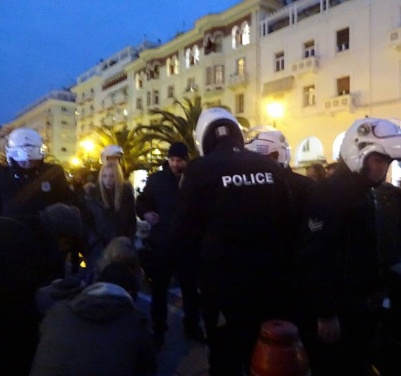 Σύλληψη καστανά: Φτάνει Κύριε Τσίπρα - Κάτω τα χέρια σας από τα γερόντια!!! (photos)