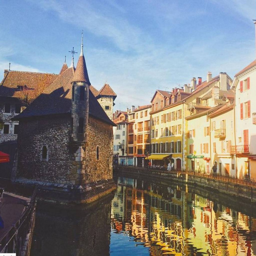 Η άγνωστη παραμυθένια «Βενετία των Άλπεων» (photos)