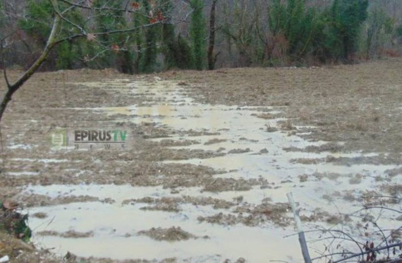 Κακοκαιρία: Βροχές και καταιγίδες σαρώνουν την Ήπειρο