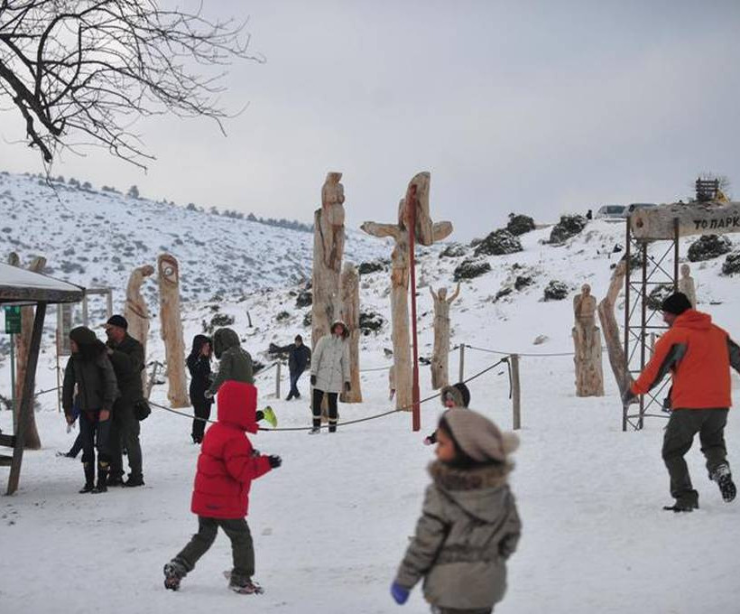 Καιρός: Χιονιάς σαρώνει τη χώρα – Πού το έχει «στρώσει» και πού θα χιονίσει τις επόμενες ώρες