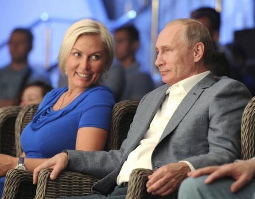 Η ξανθιά καλλονή… μποξέρ που μάγεψε τον Πούτιν (photo)