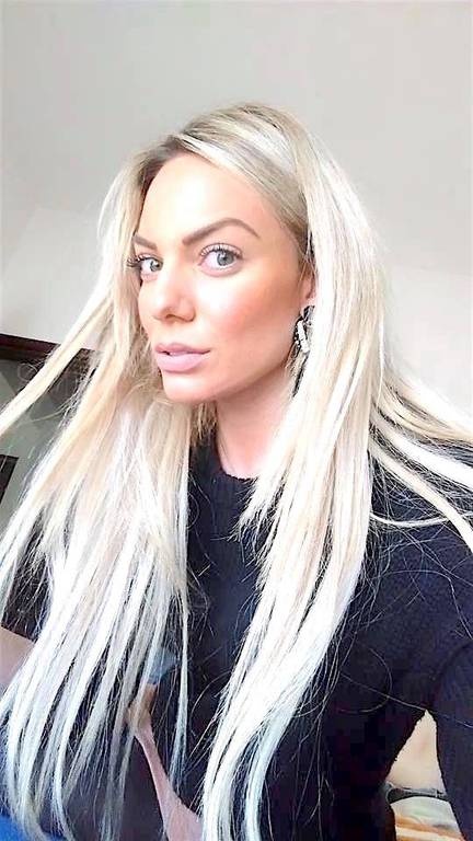 Ιωάννα Μαλέσκου: Ο ξανθός «άγγελος» της Κρήτης (photos)