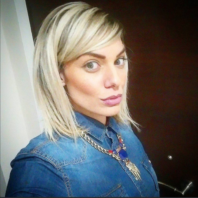 Ιωάννα Μαλέσκου: Ο ξανθός «άγγελος» της Κρήτης (photos)