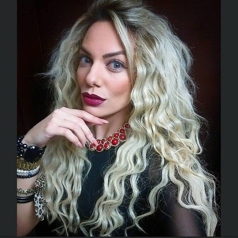 Ιωάννα Μαλέσκου: Ο ξανθός «άγγελος» της Κρήτης (photos)