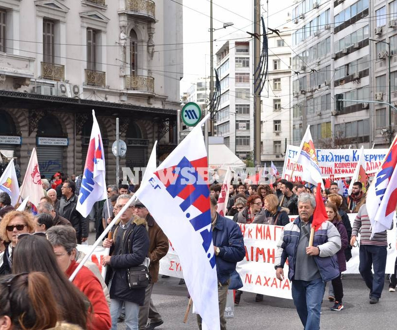 Αγρότες στο Σύνταγμα: Ούτε βήμα πίσω στην αδιαλλαξία της Κυβέρνησης