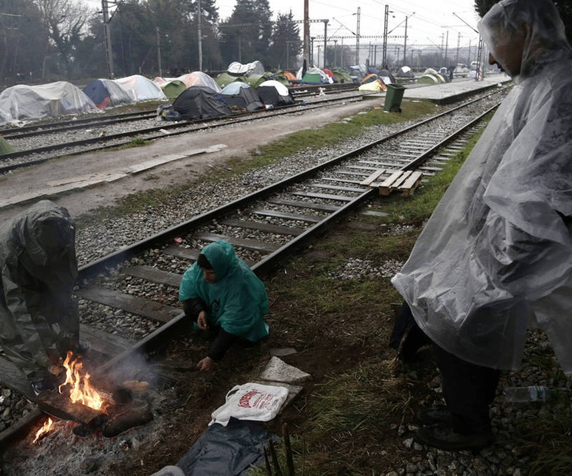 Ειδομένη: Ένας απέραντος λασπότοπος – Φωτογραφίες που συγκλονίζουν
