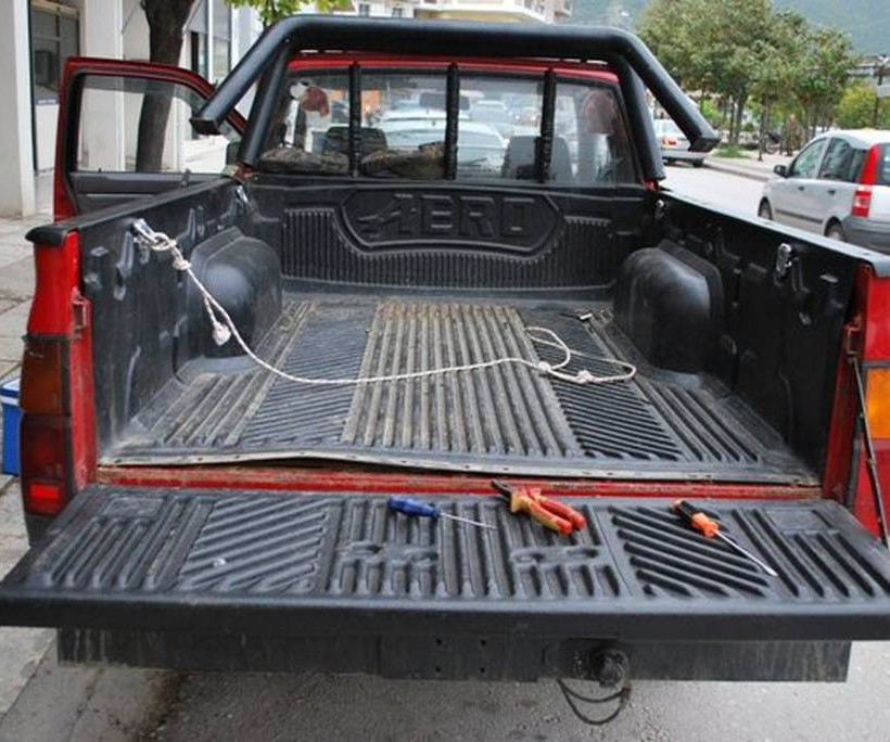 Θεσπρωτία: Έκρυψε στην καρότσα 66 κιλά χασίς!