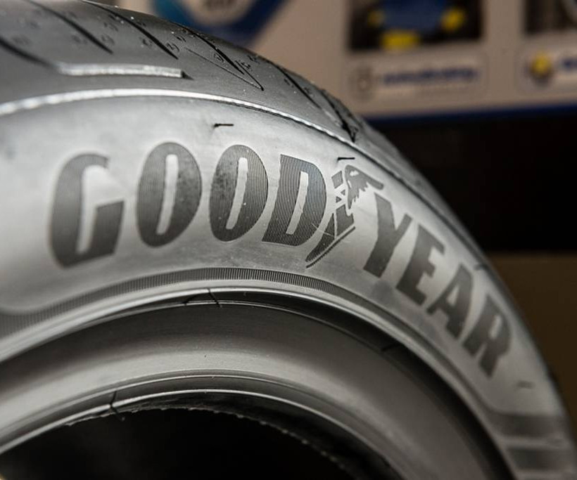 Νέα ελαστικά από τις Goodyear & Dunlop
