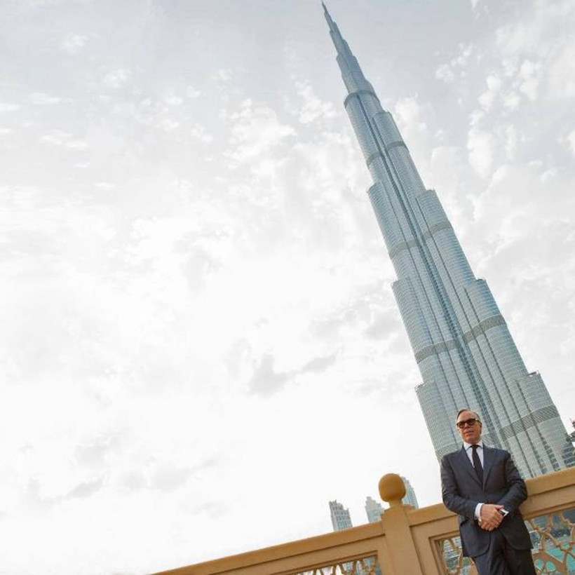 Ο Tommy Hilfiger επισκέφτηκε το Dubai για την έναρξη του εορτασμού της 10ης επετείου στη Μ. Ανατολή