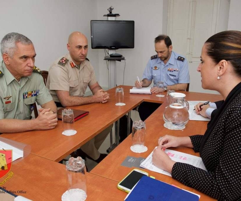 Στη Μάλτα ο στρατηγός Κωσταράκος