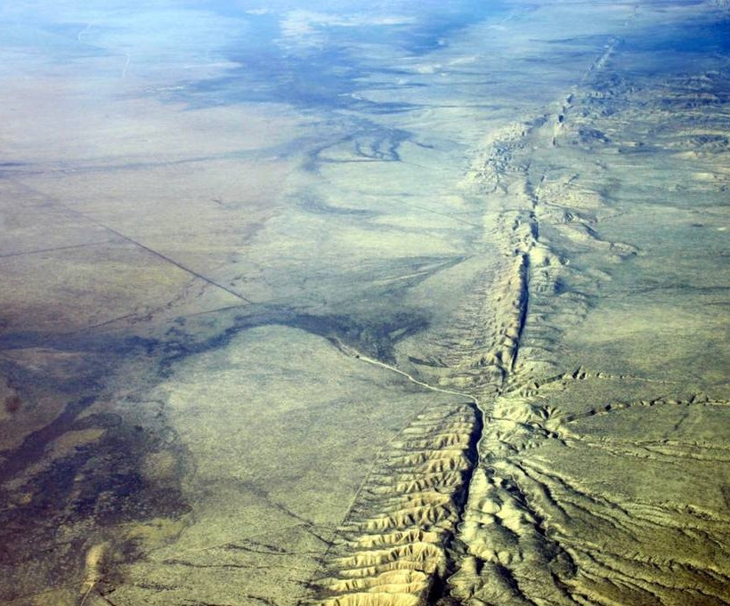 Που περιμένουν οι επιστήμονες σεισμό έντασης 8 ρίχτερ (Pics & Vid)