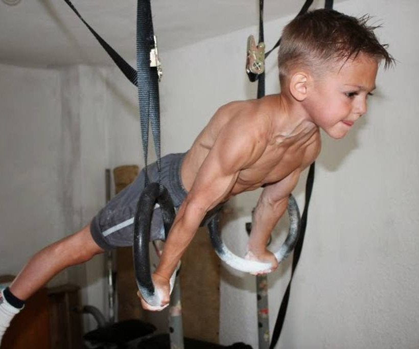 Θα πάθετε σοκ: Δείτε πώς είναι σήμερα ο 11χρονος bodybuilder που έχει μπει στο βιβλίο Guinness