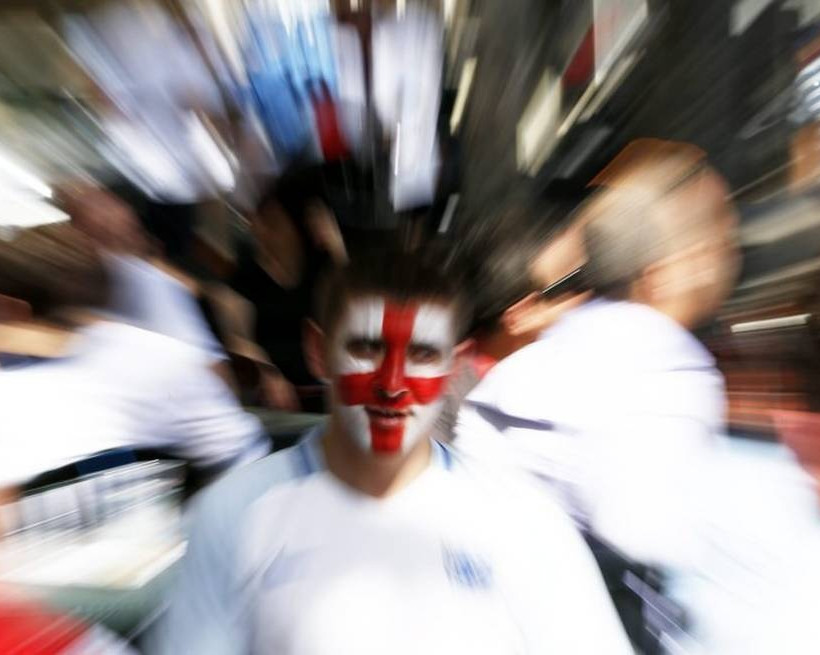  Euro 2016: «Σοκ και δέος» στη Γαλλία από την επέλαση των χούλιγκανς